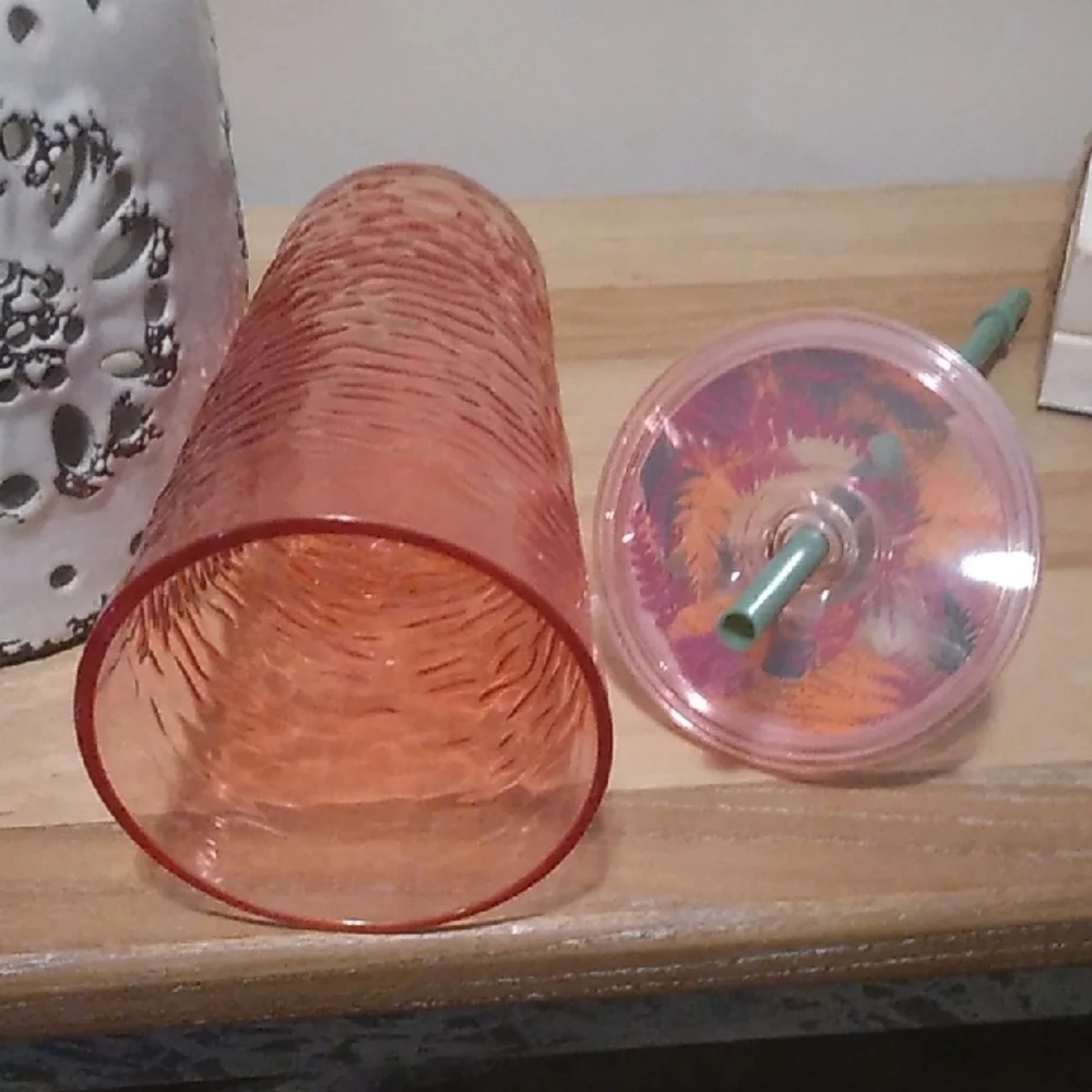 Starbucks 18 oz. Rippled Glass Venti Cold Cup Tumbler